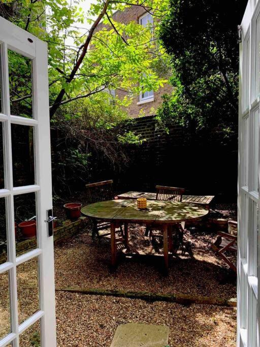 Апартаменти Beautiful 2 Bed/ 2 Bath Notting Hill Garden Flat Лондон Екстер'єр фото