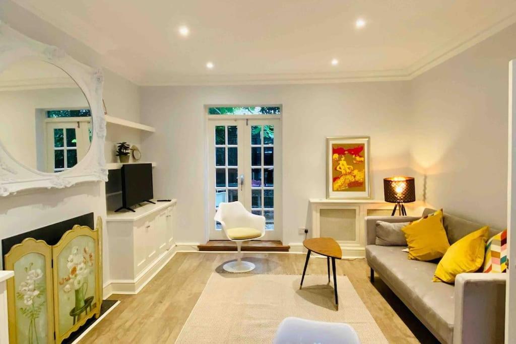 Апартаменти Beautiful 2 Bed/ 2 Bath Notting Hill Garden Flat Лондон Екстер'єр фото